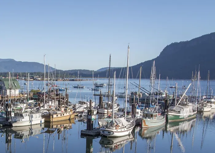 Oceanfront Suites At Cowichan Bay