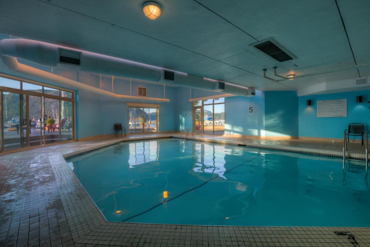 Hotel Oceanfront At 3*