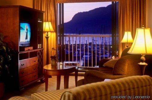 Oceanfront At Hotel 3*
