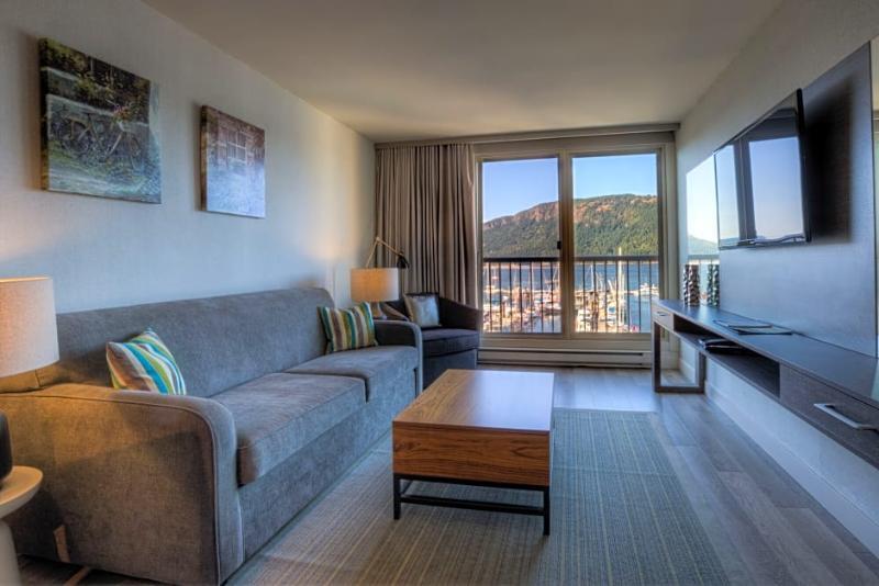 Hotel Oceanfront At Cowichan Bay